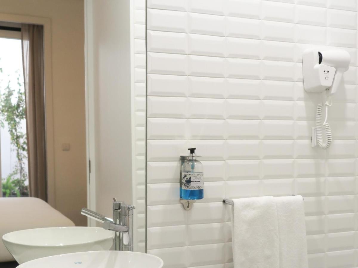 Apartment Chiado Modern With Ac Elevator Terrace Lisbon