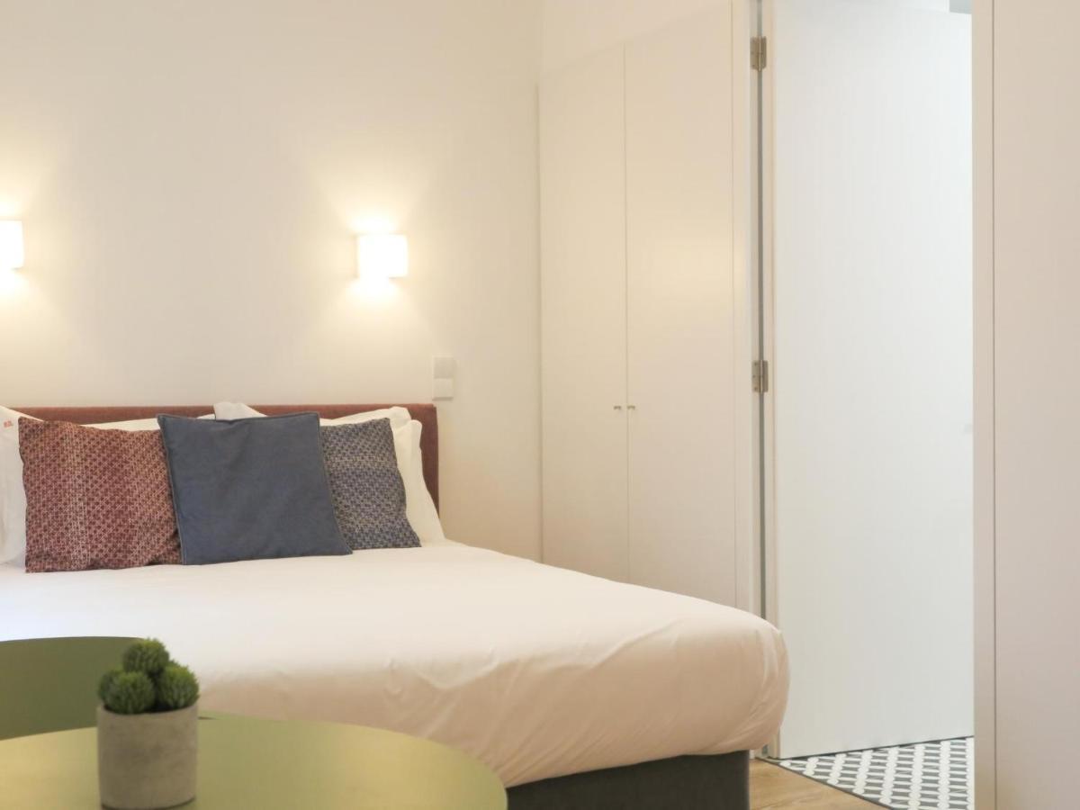 Chiado Modern With Ac Elevator Terrace Apartment
